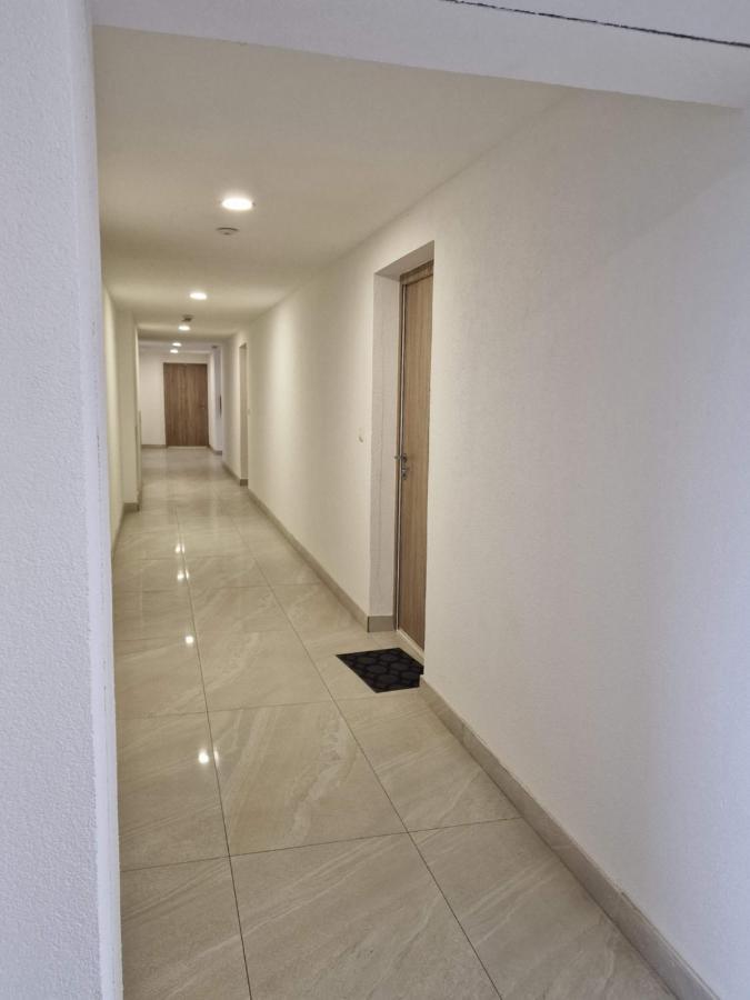 Square Studio טוזלה מראה חיצוני תמונה